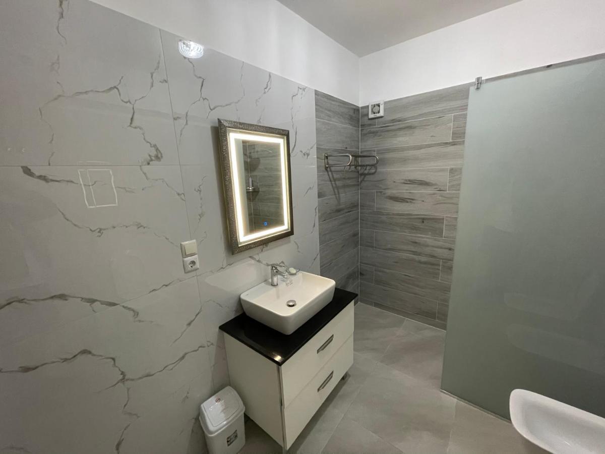 Garden Villa Apartments Saranda Extérieur photo