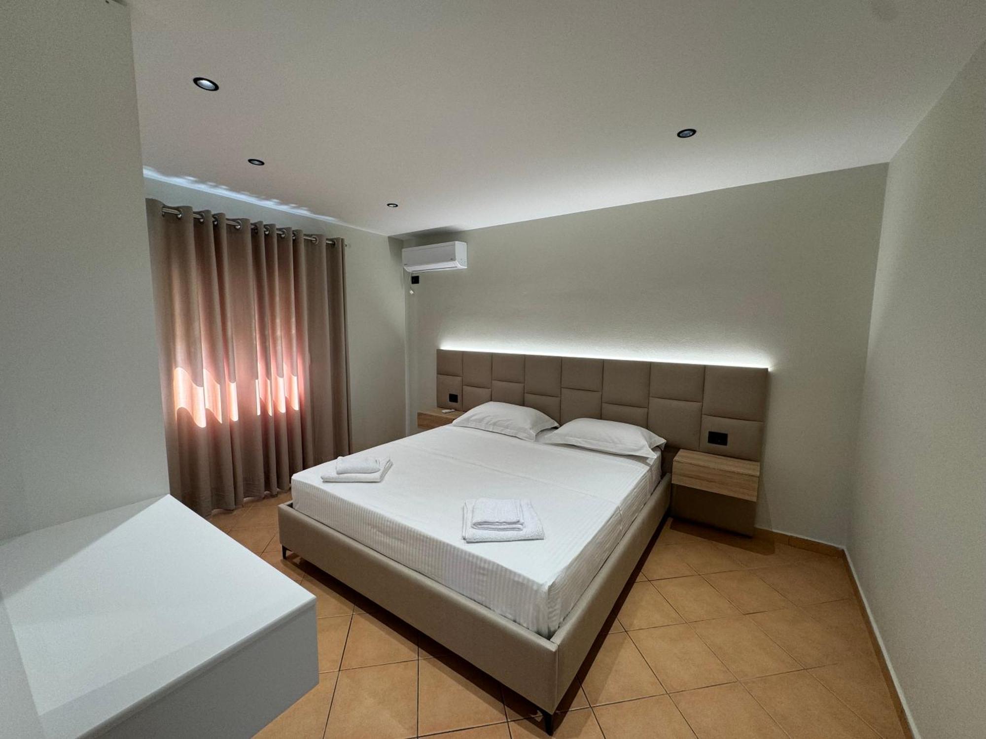 Garden Villa Apartments Saranda Extérieur photo