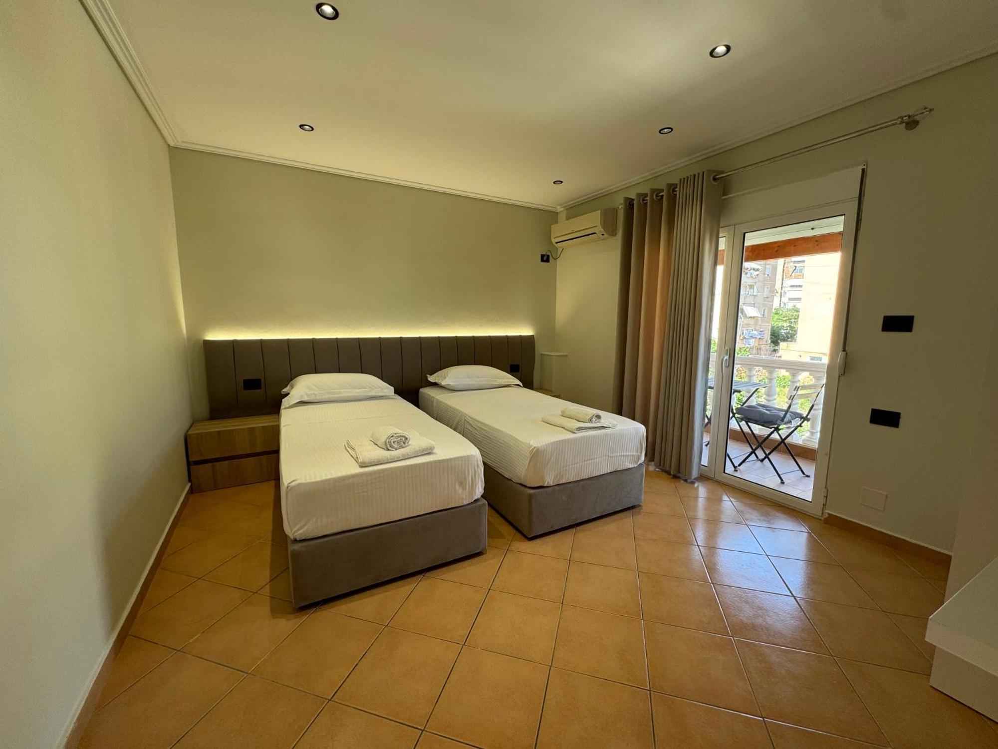 Garden Villa Apartments Saranda Extérieur photo