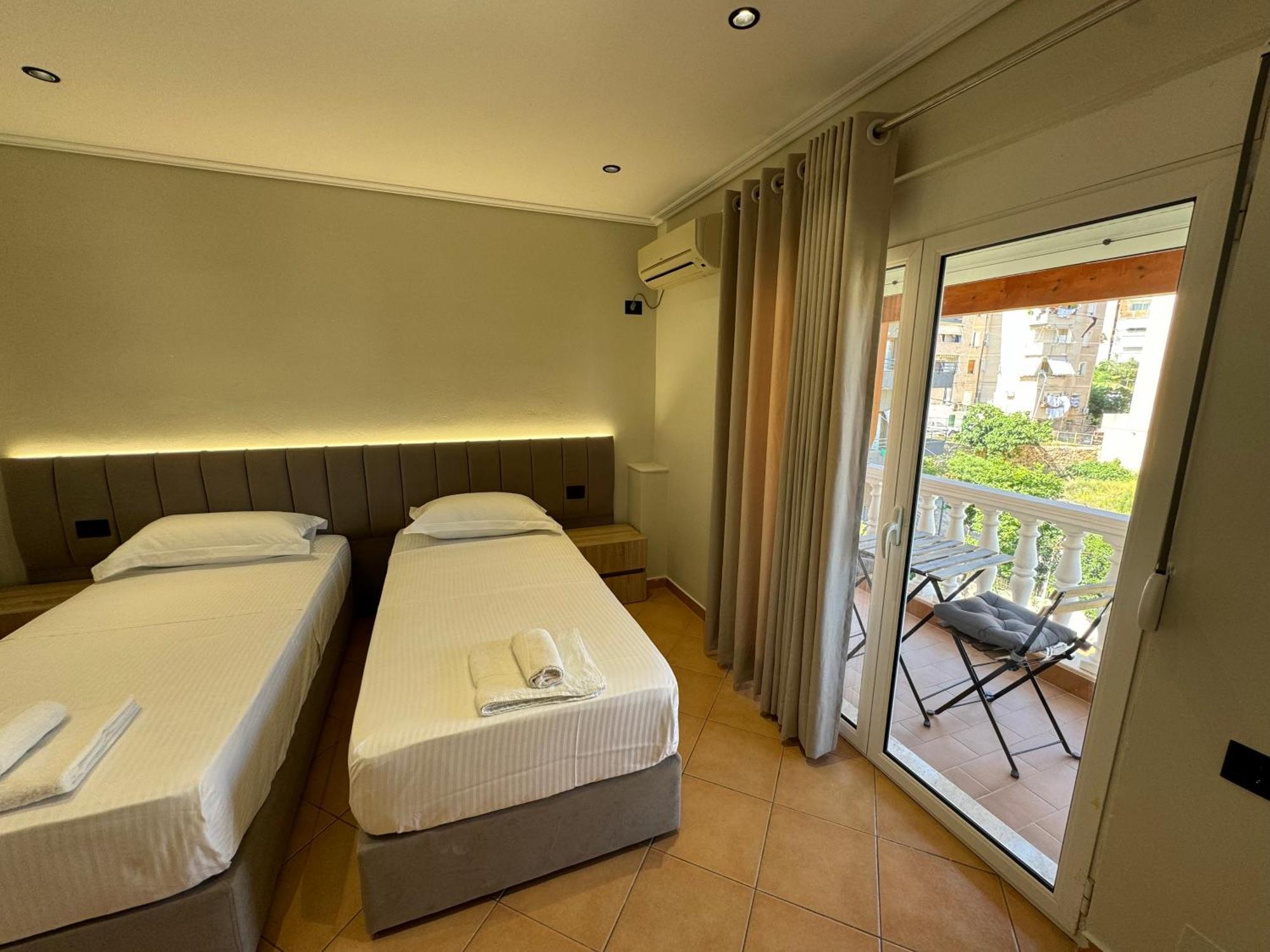Garden Villa Apartments Saranda Extérieur photo