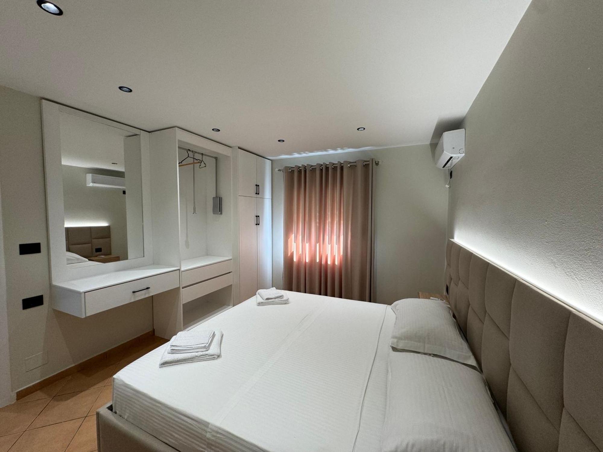Garden Villa Apartments Saranda Extérieur photo